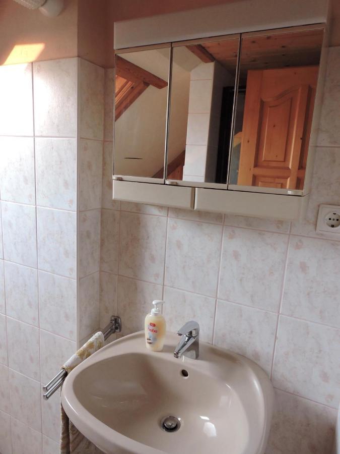 Grosses Ferienhaus Plattensee Balaton - Nyaralo Haz 6 Szobaval, 5 Fuerdoszobaval, 3000 Nm Apartamento Szolad Exterior foto