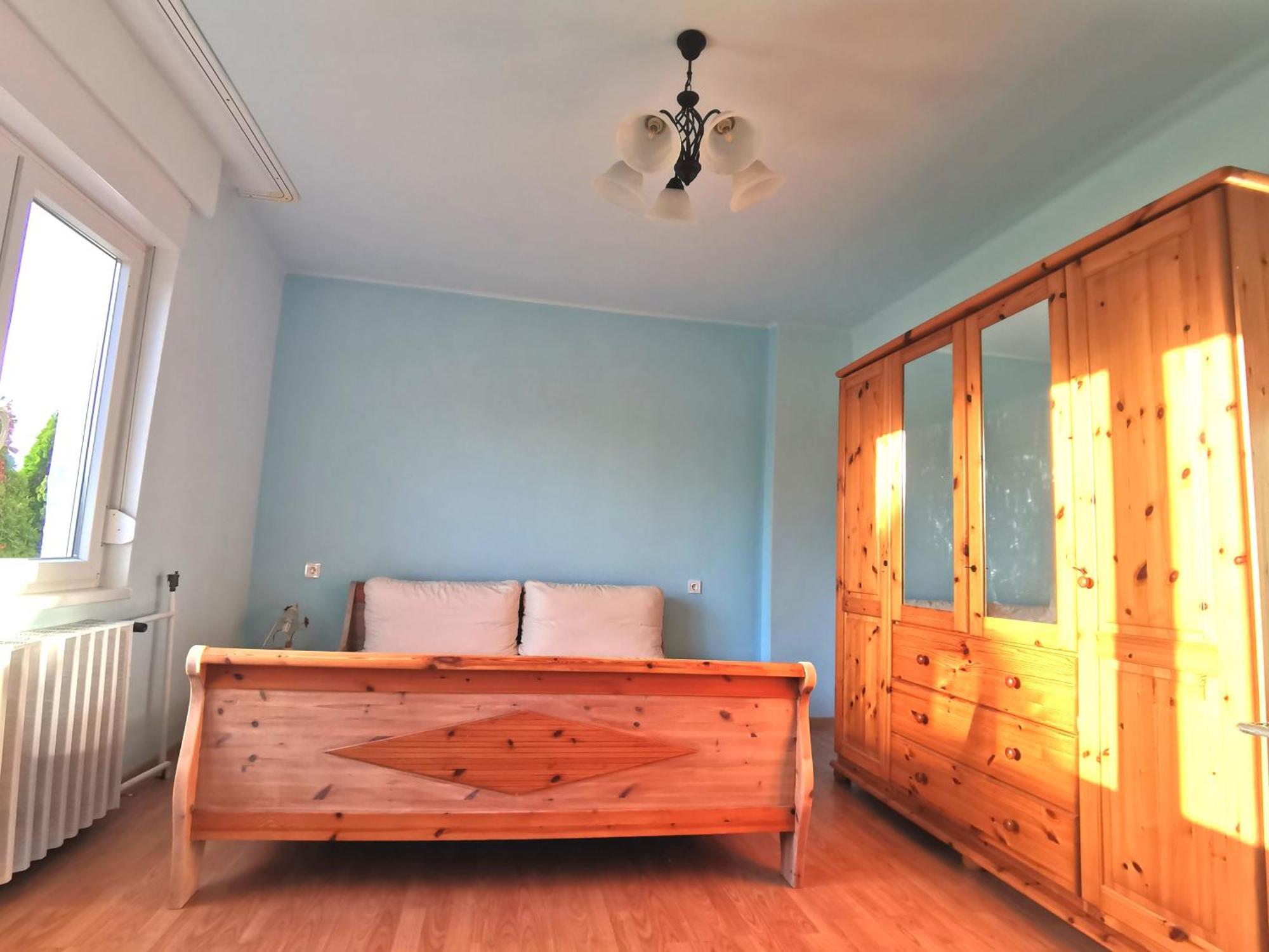Grosses Ferienhaus Plattensee Balaton - Nyaralo Haz 6 Szobaval, 5 Fuerdoszobaval, 3000 Nm Apartamento Szolad Exterior foto